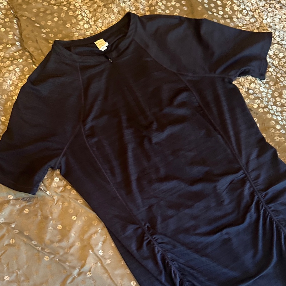 Athleta Navy Blue Short Sleeve 1/4 zip Pacifica Top medium